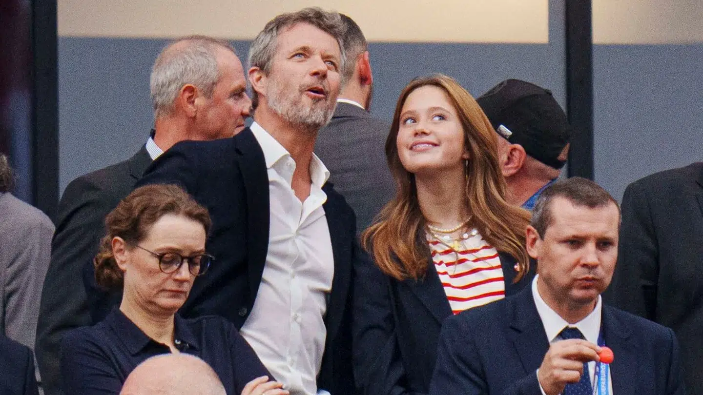 Kong Frederik og Prinsesse Josephine før EM-kampen i gruppe C mellem Danmark og England på Frankfurt Arena i Tyskland torsdag den 20. juni 2024.