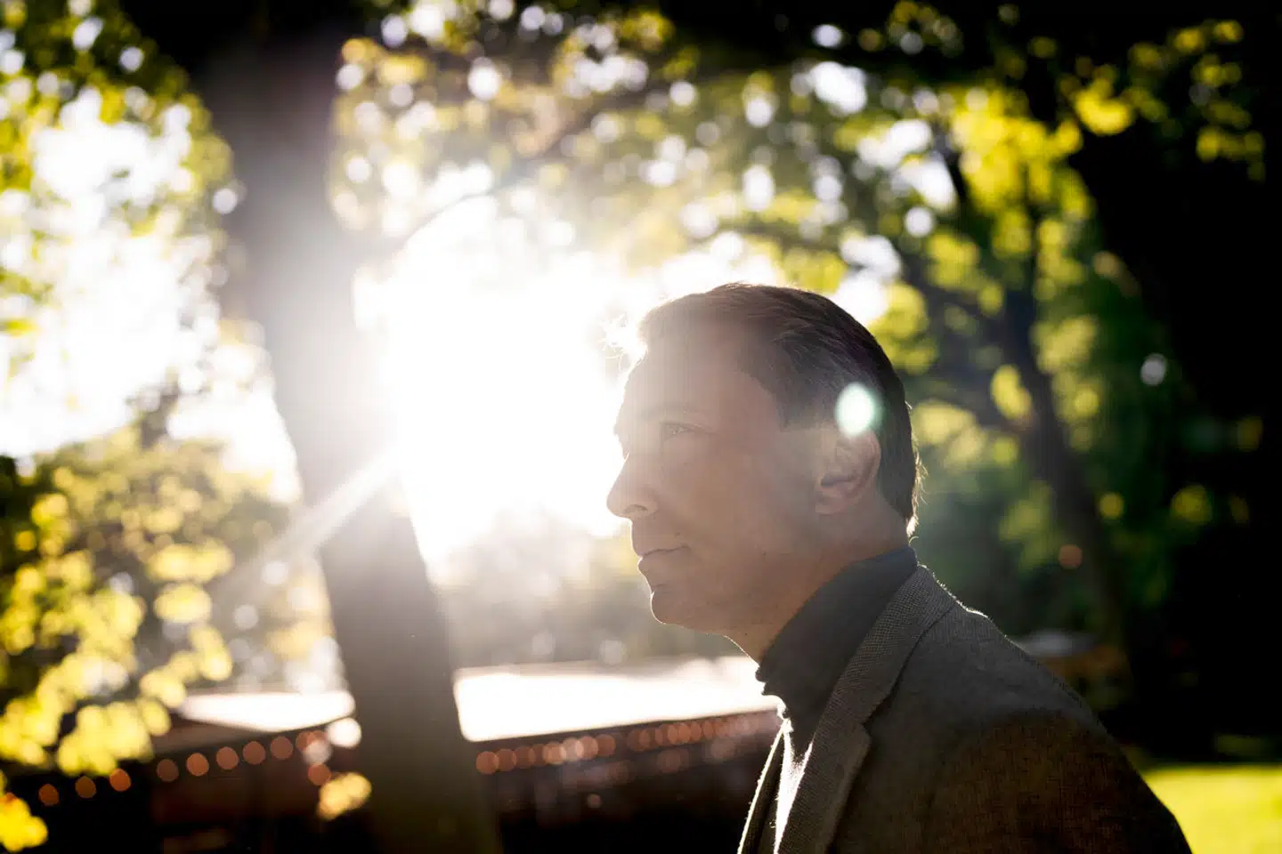 Messerschmidt har på det sociale medie X delt billeder af en sms, som han har sendt til klima- og energiminister Lars Aagaard (M), hvori han fortæller, at Dansk Folkeparti ikke længere vil »tage det overordnede ansvar for den førte klimapolitik«.