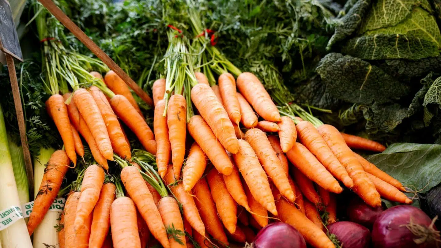 Flere danskere beretter om slimede og klamme gulerødder.