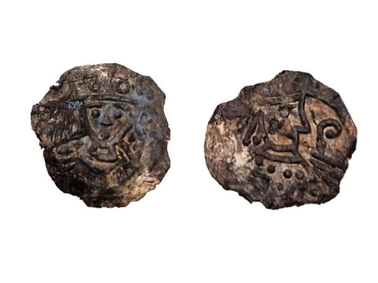 Mønt fra 1100-tallet med Absalon på ene side er fundet på Gammeltorv i København.