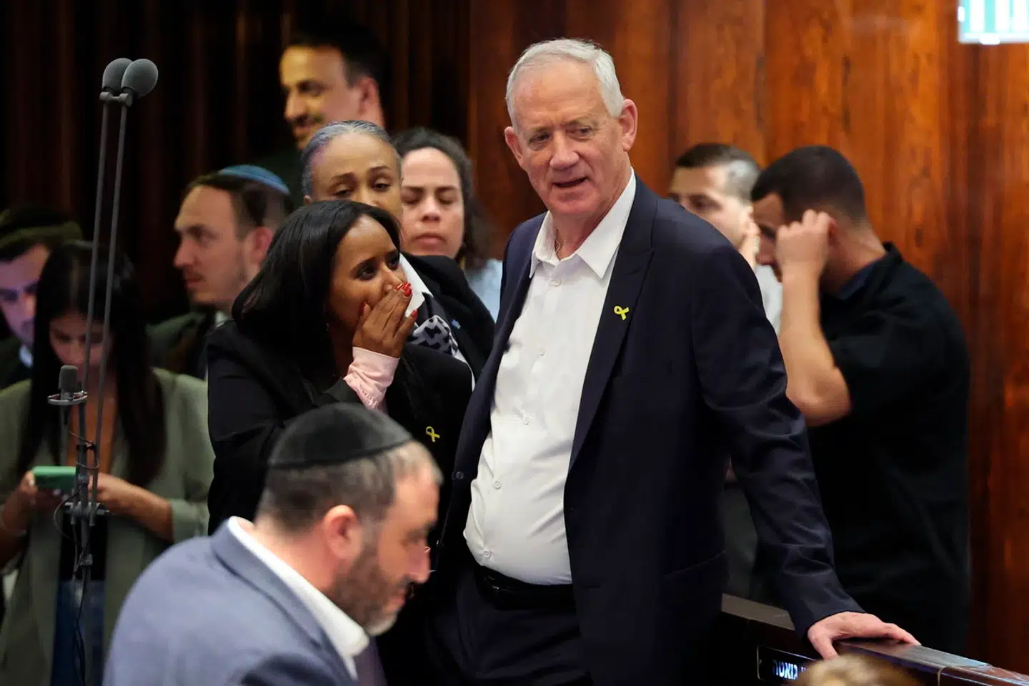 Den israelske oppositionsleder, Benny Gantz, ønsker en hurtig krig mod Hizbollah, har han fortalt.