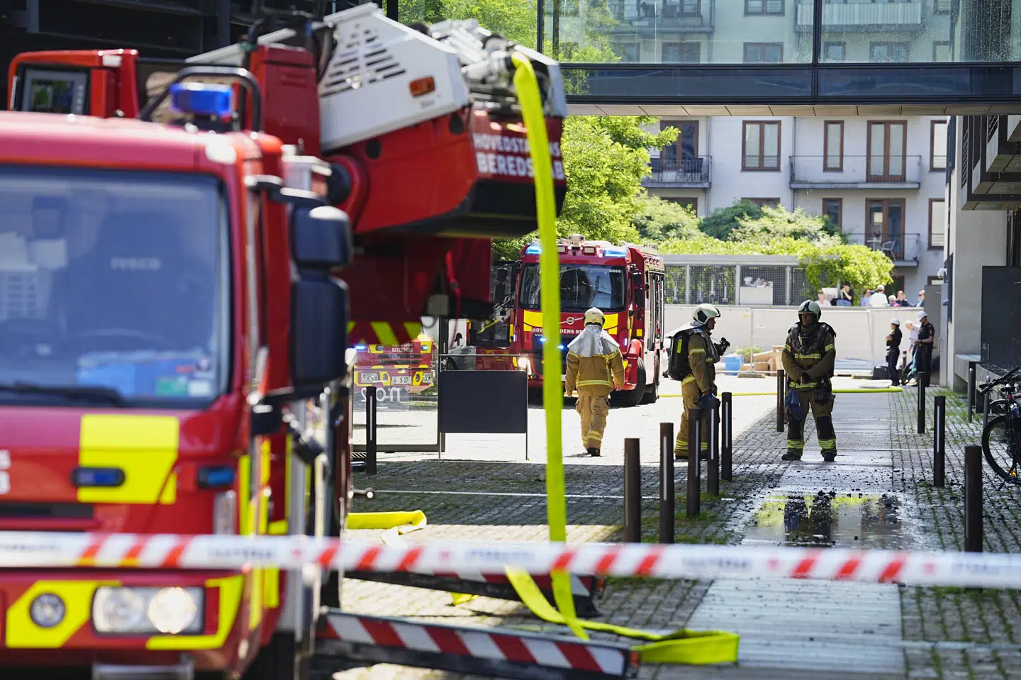 Der har torsdag været brand i Skatteministeriet, men den er kort før middagstid kommet under kontrol.