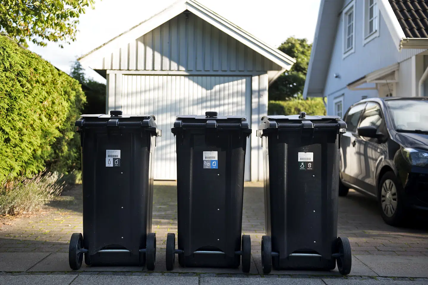 Prisen for at få hentet affald varierer stort, alt efter hvor i landet man bor. I Faaborg-Midtfyns Kommune koster det 1402 kroner årligt, mens den dyreste pris er på Fanø med en pris på 8376 kroner per husstand. (Arkivfoto).