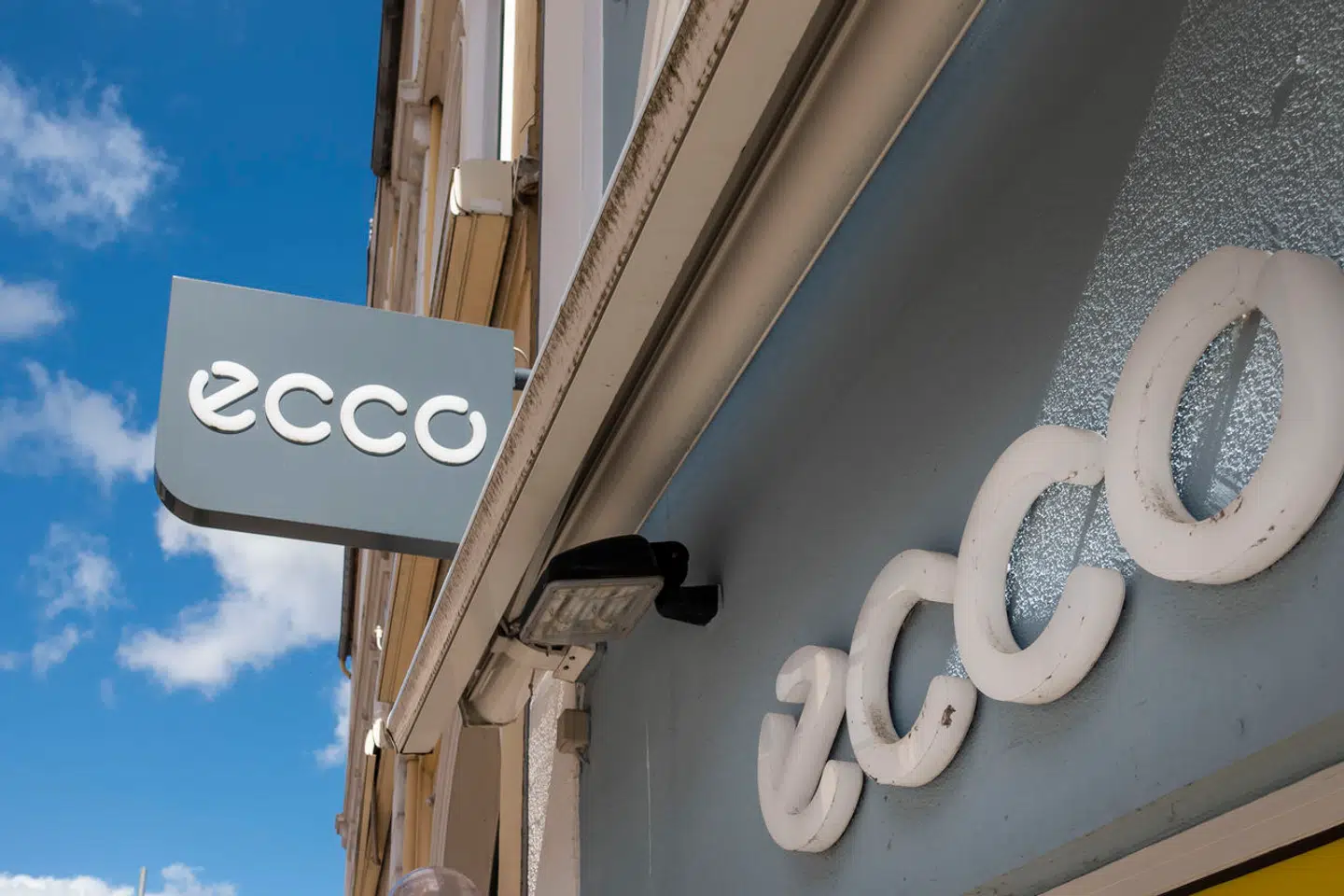 I 2023 omsatte ECCO for 1,57 milliarder euro, svarende til omkring 11,7 milliarder kroner.