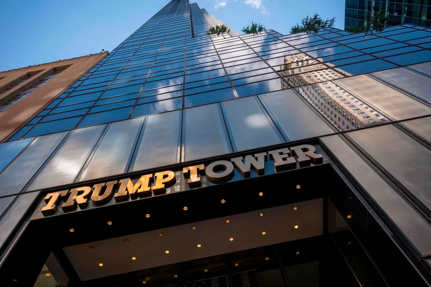 Trump Tower i New York er en af Donald Trumps foretrukne residenser. Tårnbygningen med luksusboliger får nu en kollega i Saudi-Arabien.