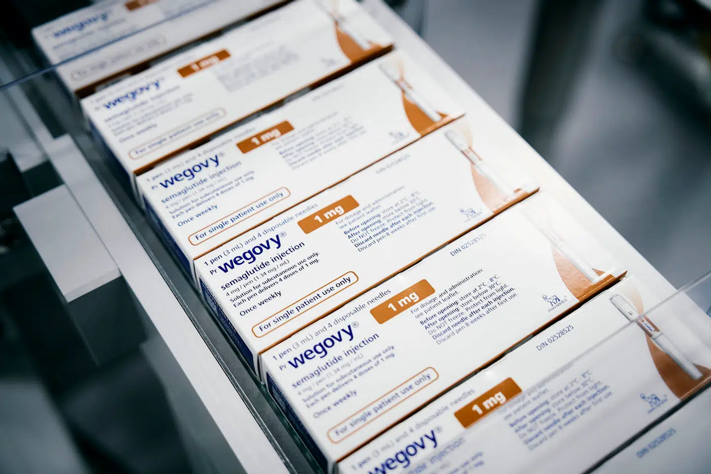 Novo Nordisk har stor succes med midlerne Wegovy og Ozempic, der indeholder semaglutid, som ifølge et mindre studie kan give bivirkninger.