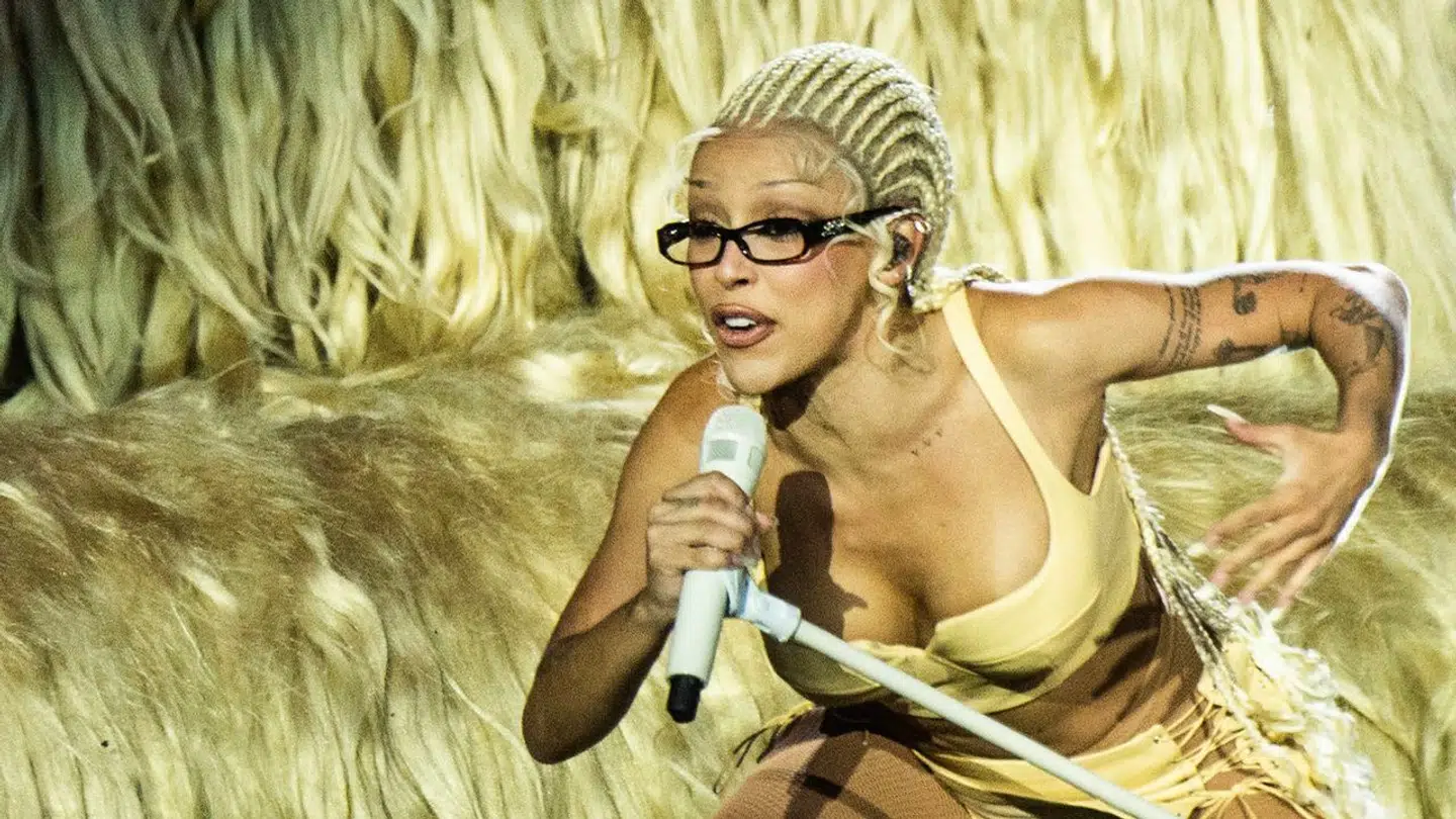 Doja Cat spiller på Orange Scene på Roskilde Festival onsdag den 3. juli 2024. (Foto: Helle Arensbak/Ritzau Scanpix)