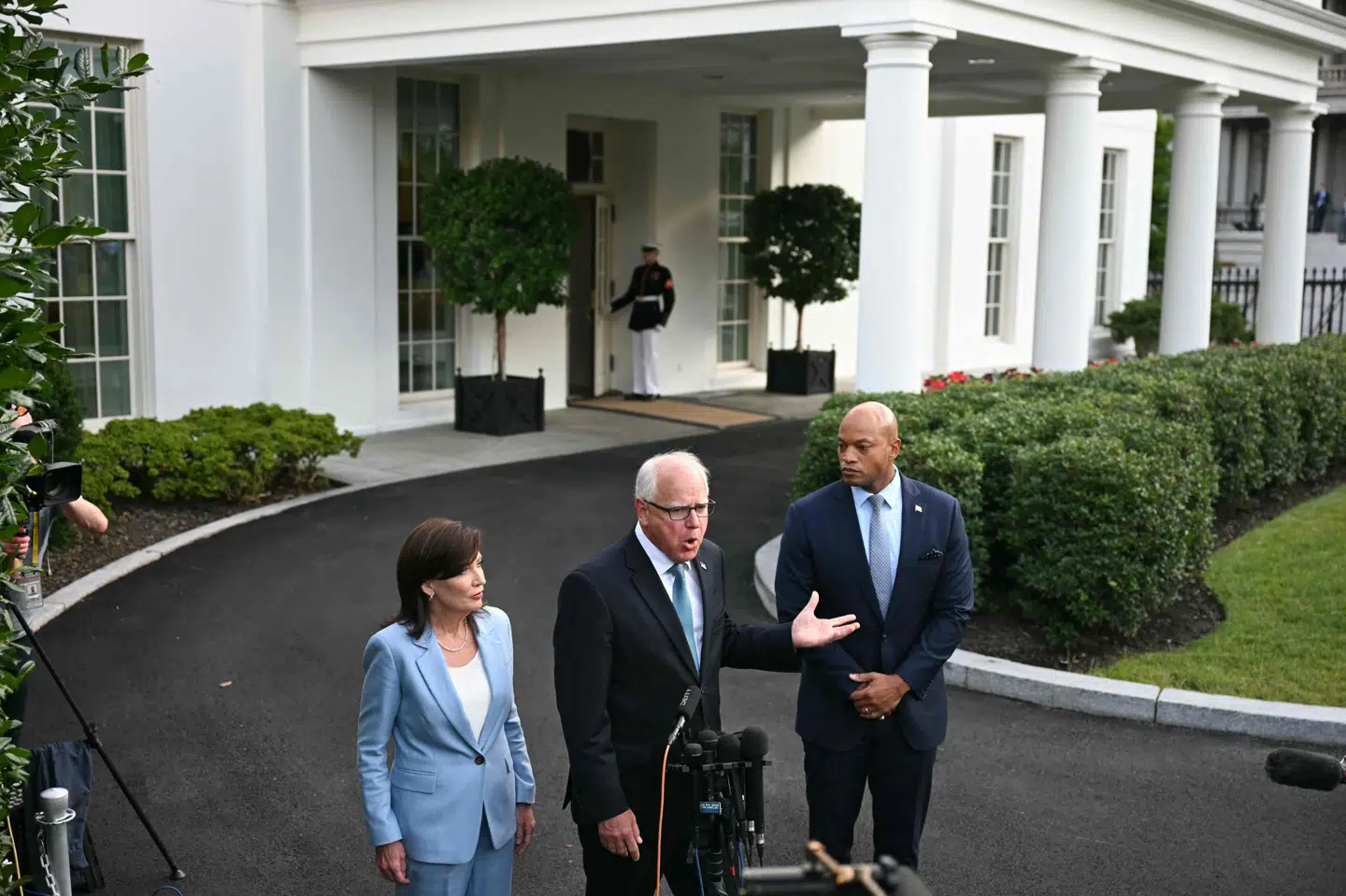 Guvernør i delstaten Maryland, Wes Moore, siger, at man havde en ærlig diskussion med USA's præsident, Joe Biden.