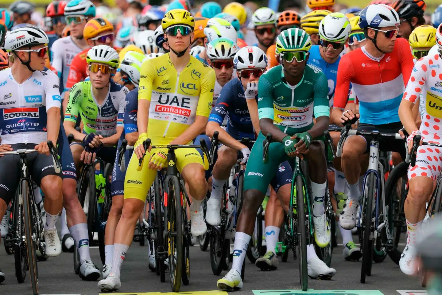 Tadej Pogacar vil med stor sandsynlighed beholde den gule trøje, idet dagens etape er kort og flad.