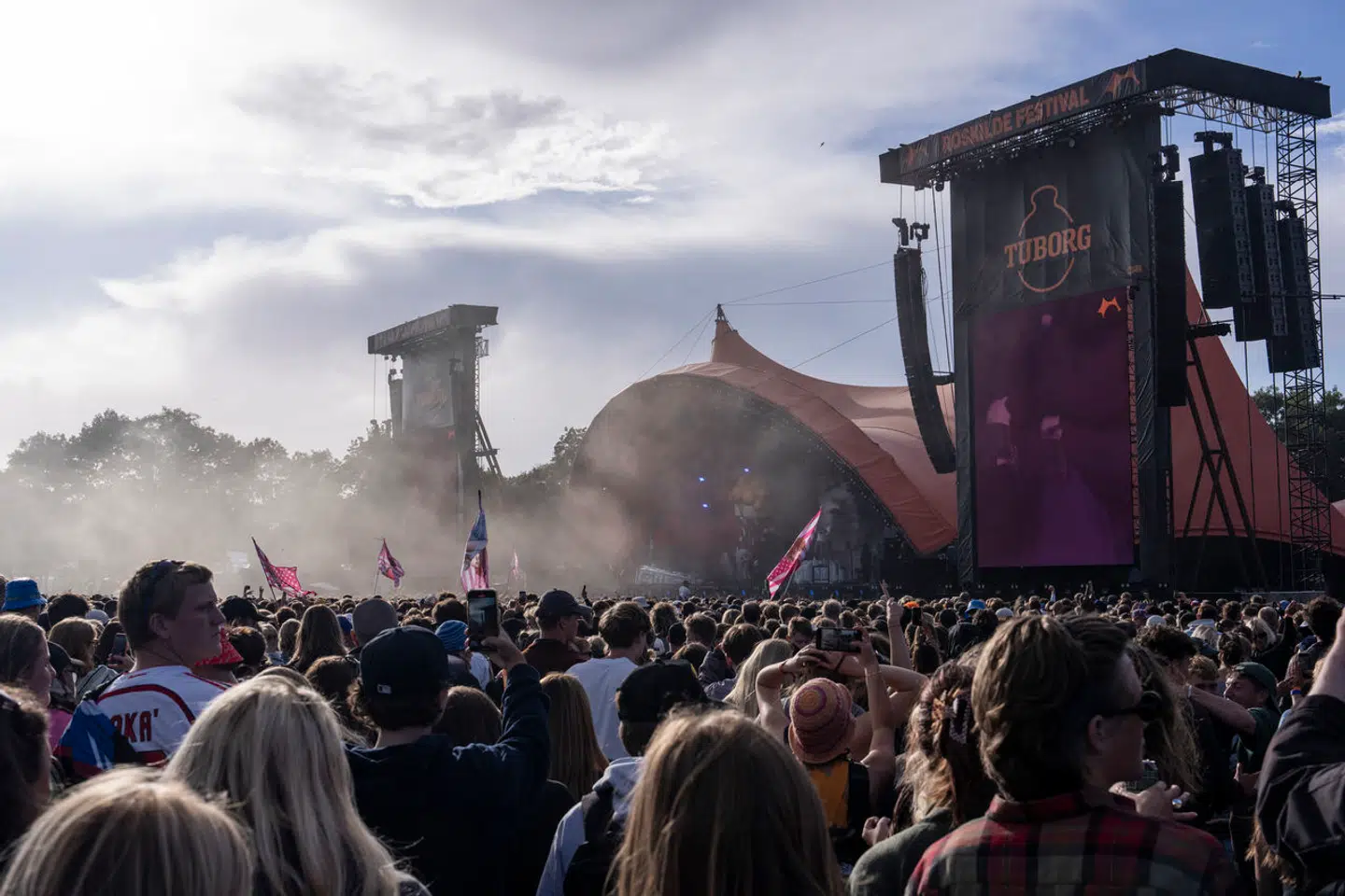 De hurtige nyhedsmedier mangler evne eller vilje til nuancering i de seneste dages kritiske historier om Roskilde Festival, der lagde plads til en solidaritetsaktion for de civile i Gaza, mener Maja Bech Gregersen.