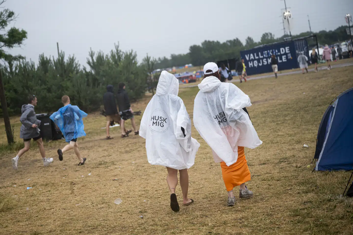 Der er udsigt til en grå og våd lørdag i store dele af landet. Ikke mindst i Roskilde, hvor Roskilde Festival har afslutningsdag. (Arkivfoto).