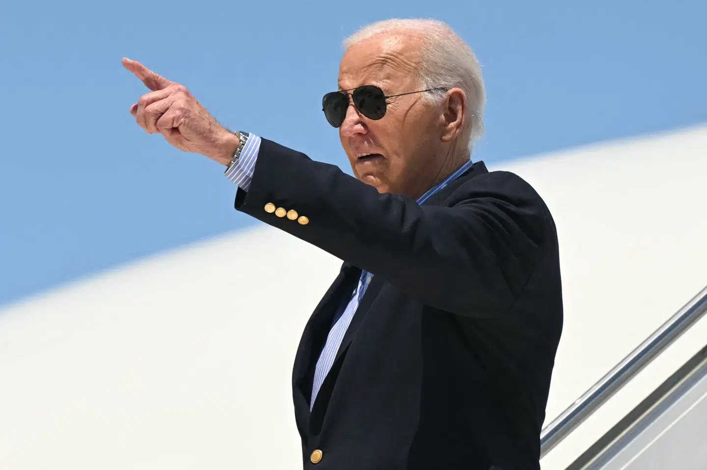 Biden går ud af Air Force One i Wisconsin fredag - en vigtig dag for præsidenten.