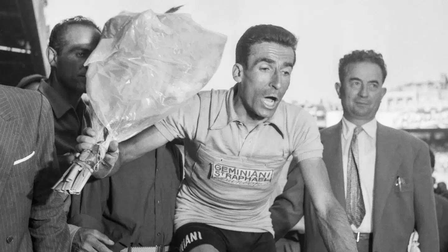 Tour-legenden Raphaël Geminiani er død 99 år gammel.