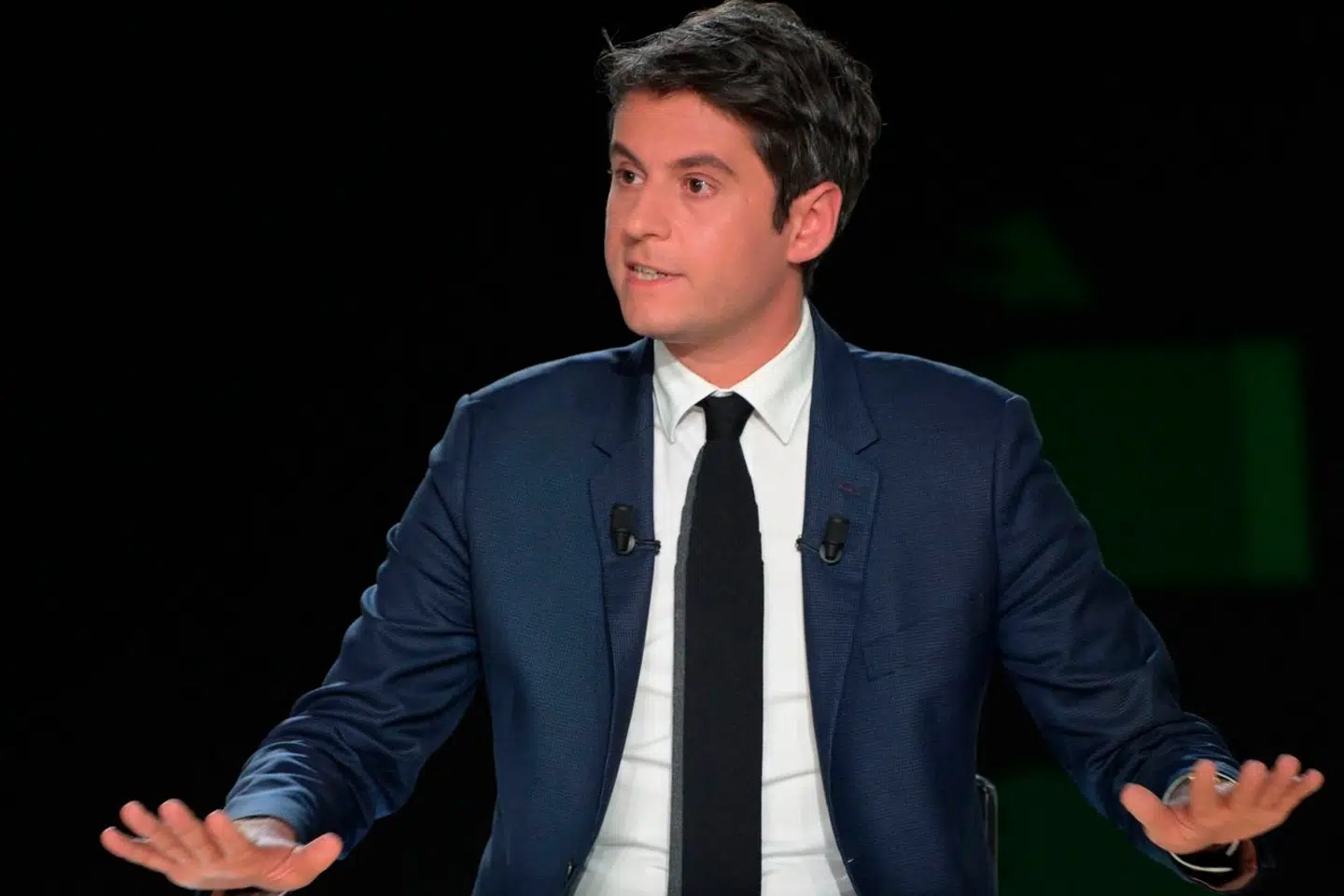 Gabriel Attal er Frankrigs nuværende premierminister og tilhører samme parti som præsident Emmanuel Macron.