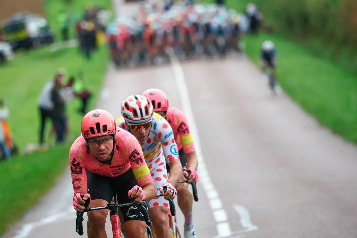 8. etape går fra Semur-en-Auxois til Colombey-les-deux-Églises.