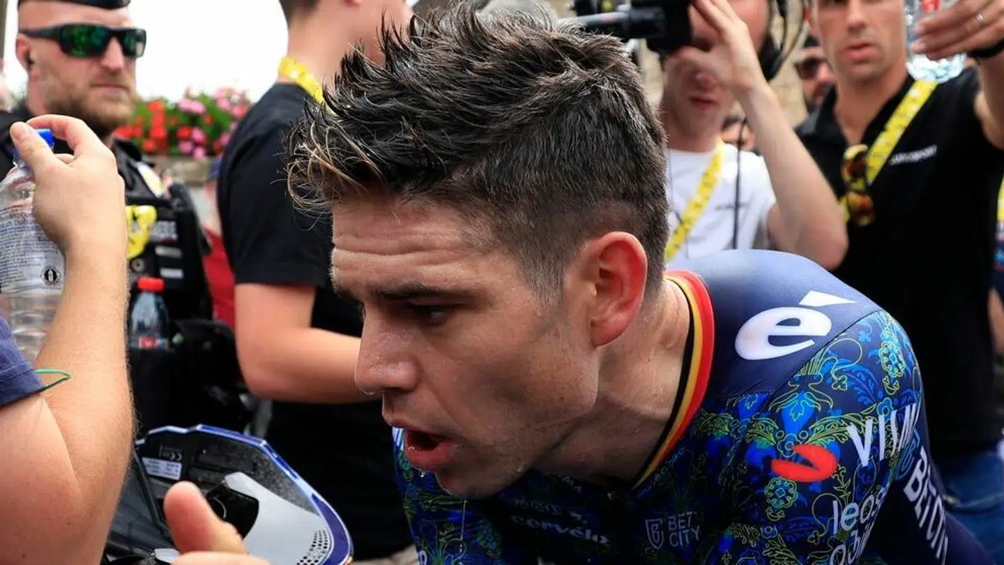 Bjarne Riis var slet ikke vild med Wout van Aerts kørsel på Tourens niende etape.