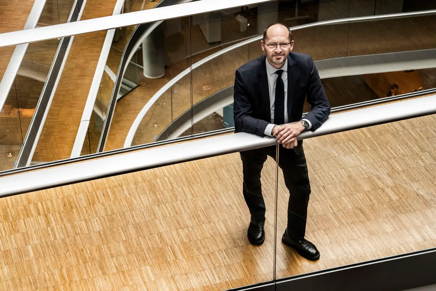 »Forestil dig et Danmark, hvor vi konstant renoverer og transformerer eksisterende bygninger til nye formål og behov,« skriver Ib Enevoldsen fra Rambøll.