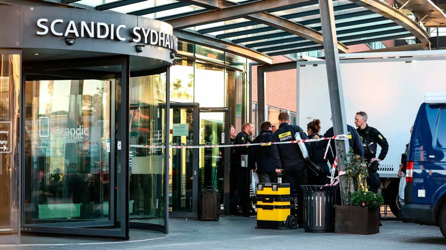 En person er natten til tirsdag fundet død på et Scandic-hotel i Sydhavnen.