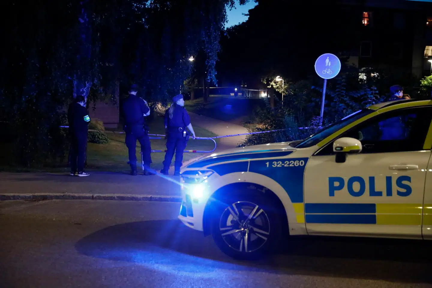 »Bandekriminaliteten har ikke blot forandret trafikken på Roslagsbanen, vi svenskere er blevet regulært forhærdede,« skriver Paulina Neuding.