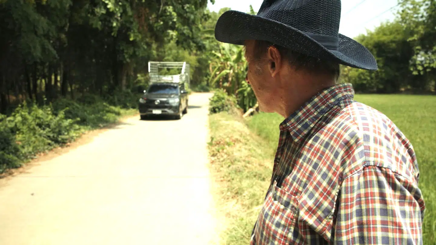 Per Larsen på den øde strækning, hvor han blev forsøgt dræbt.
