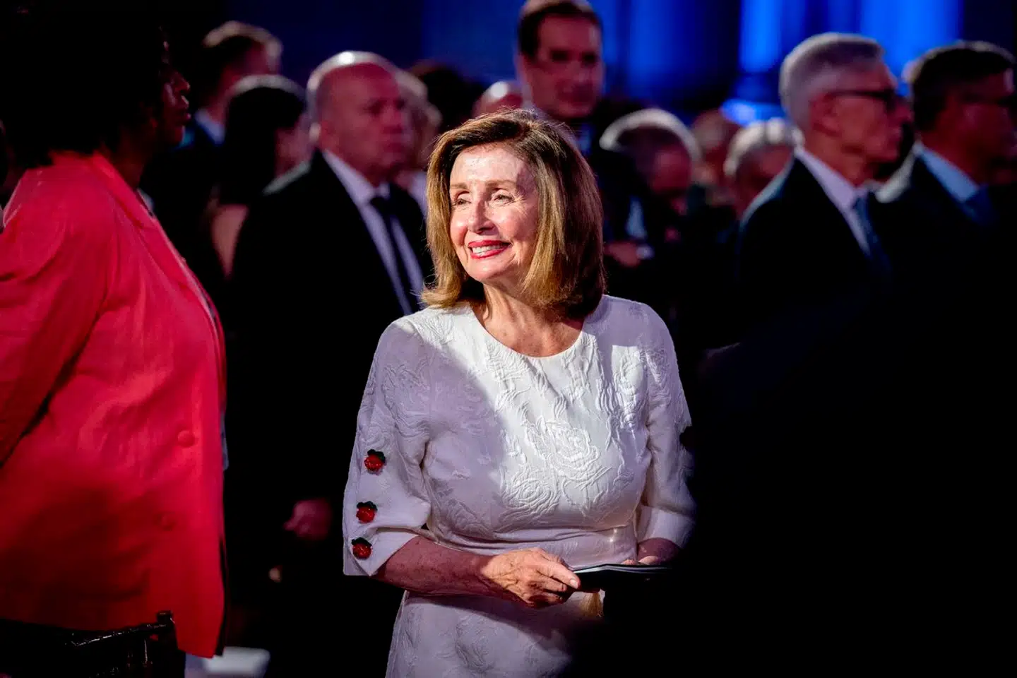 Den tidligere formand for Repræsentanternes Hus Nancy Pelosi er en af de mest magtfulde personer, når det kommer til præsident Bidens beslutning om enten at blive eller trække sig som præsidentkandidat.