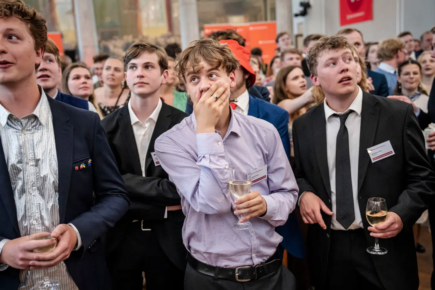 Reaktioner på TV 2 og DRs exitpool under valgfesten hos Socialdemokratiet i forbindelse med valget til Europa-Parlamentet på Christiansborg i København, søndag den 9. juni 2024.