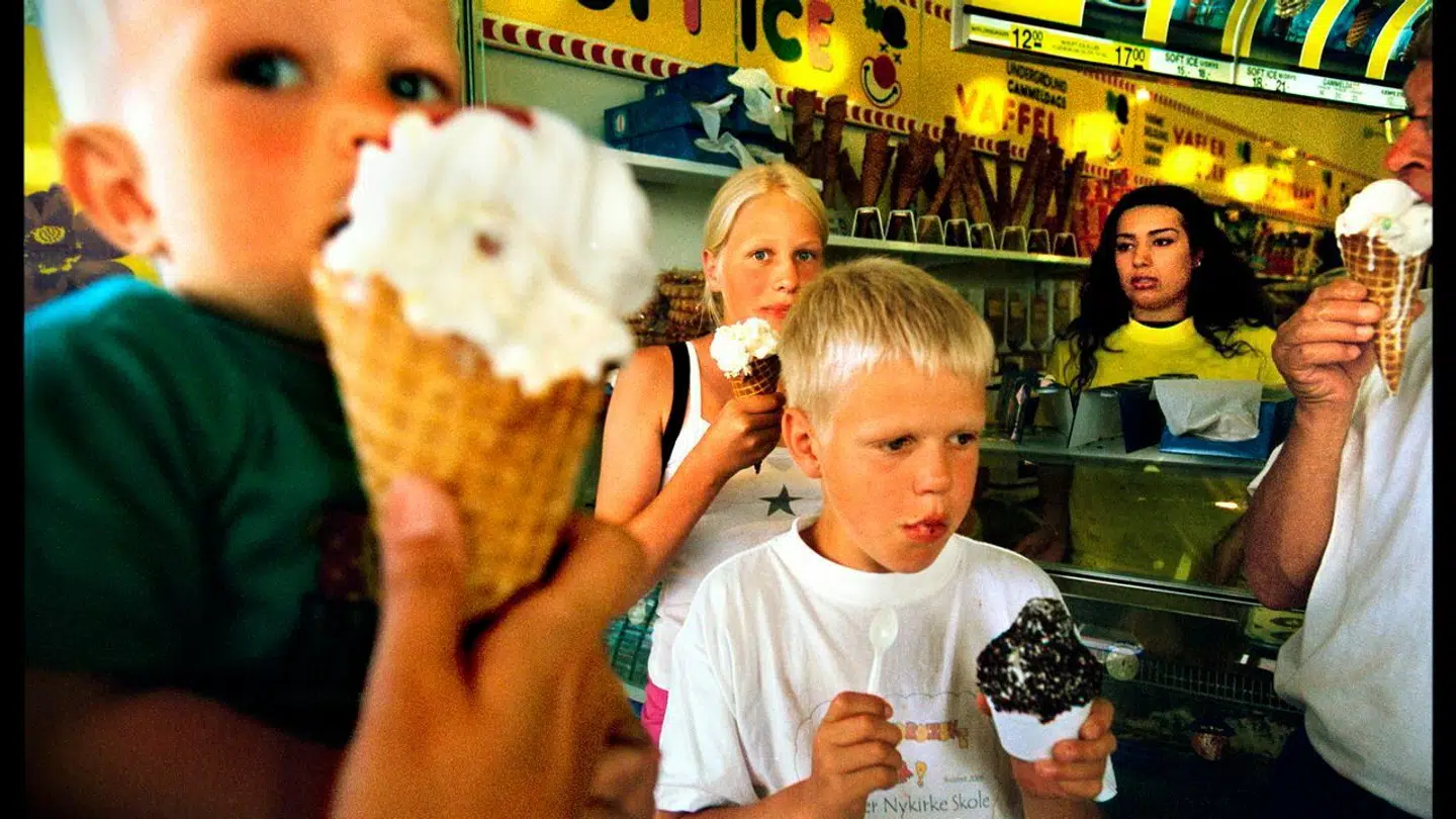 Eksempelvis skal børn lære at kunne sige nej til at købe en is for deres lommepenge, så de lærer at spare op, lyder det blandt andet fra Anne Juel Jørgensen, der er børne- og ungechef i Danske Bank.