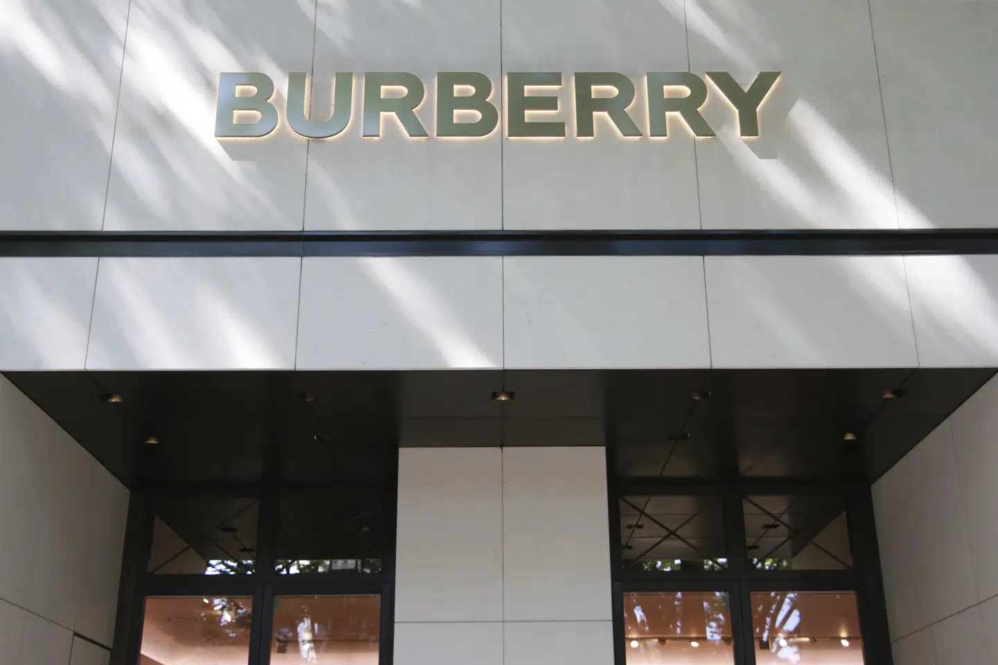 Burberry er et af de ældste og kendte modebrands i Storbritannien med butikker verden over. (Arkivfoto).