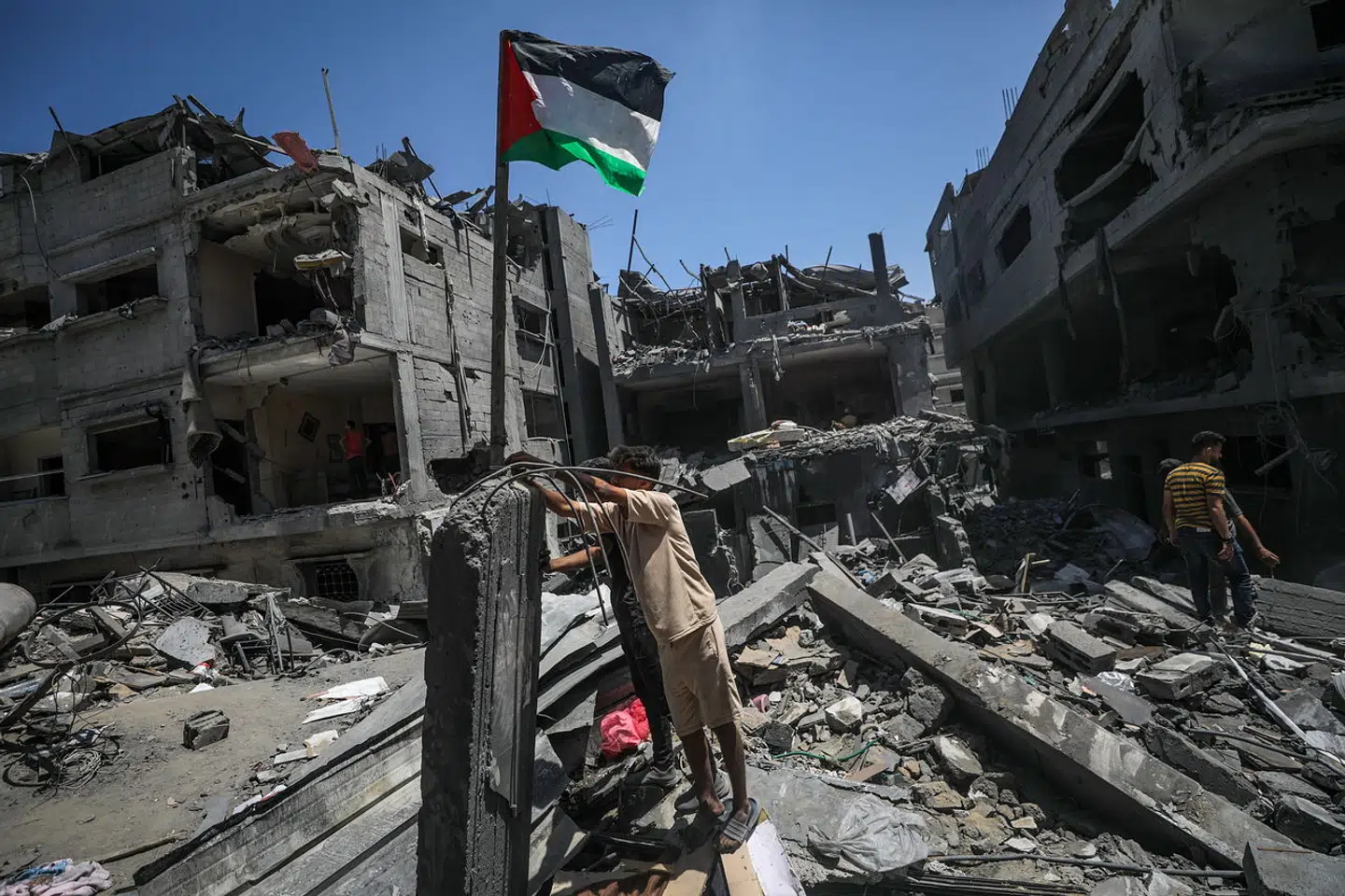 Flere danske pensionskasser holder fast i deres investering i et selskab trods FN-eksperters advarsel mod at medvirke til »potentielle grusomme forbrydelser« i forbindelse med krigen i Gaza.