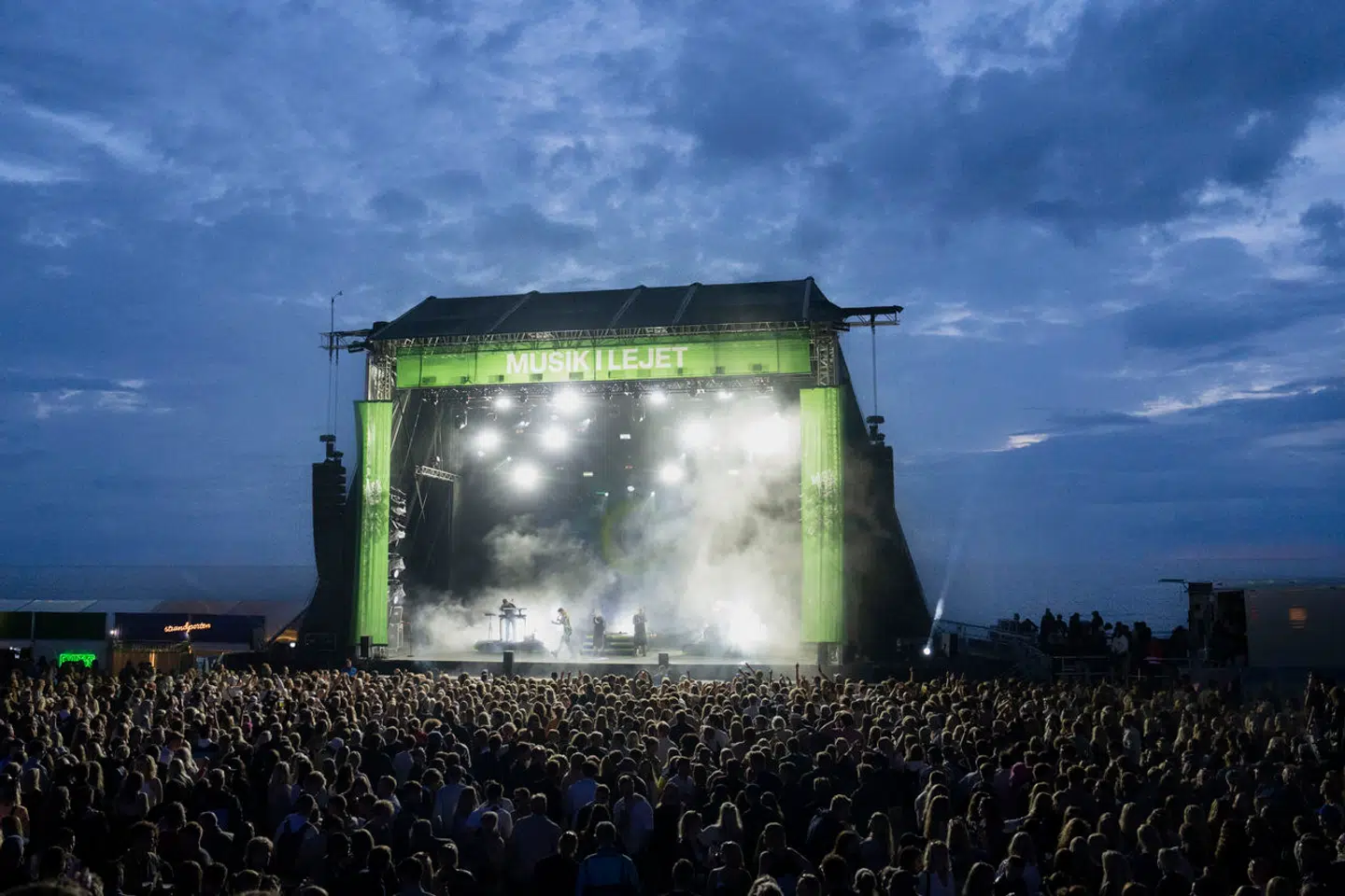 Tina Dickow, Medina og norske Röyksopp er blandt kunstnerne til Musik i Lejet 18.-20. juli 2024. Men en række kritikere vil hellere være fri for deres besøg i Nordsjælland.