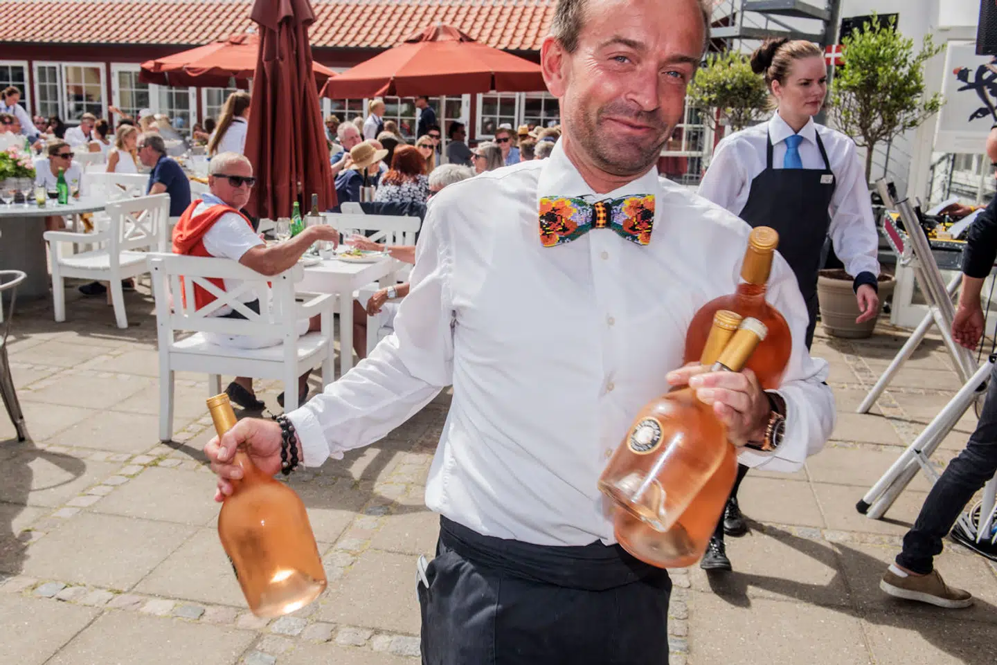 Ruths Hotel og uge 29 går hånd i hånd. Her serveres rosé i store mængder, når »Hellerup-ugen«, skydes i gang.