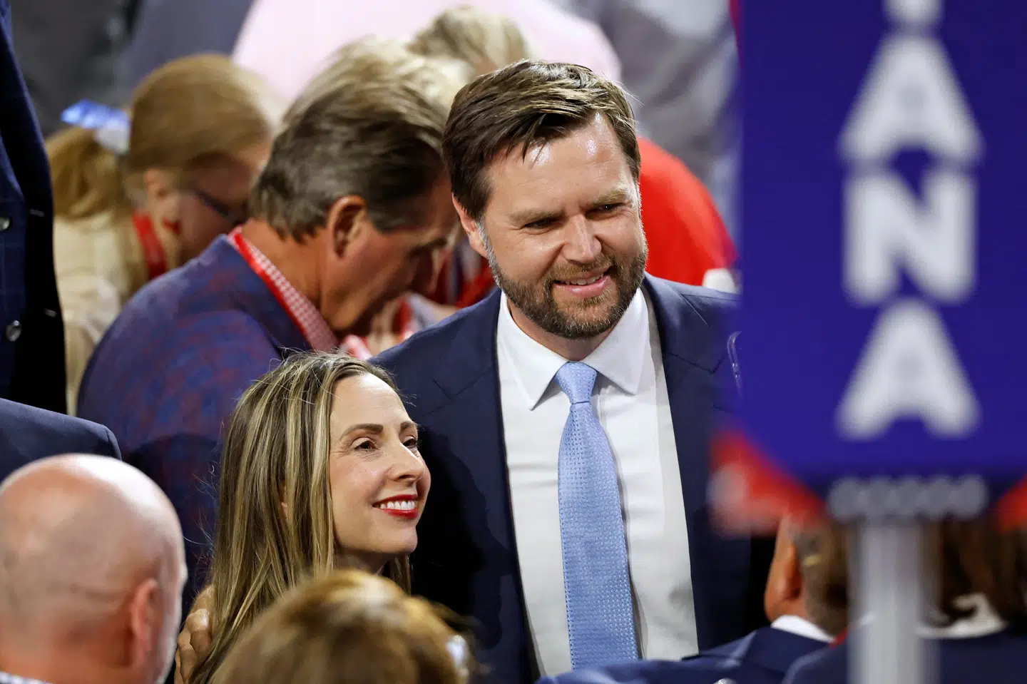 Mandag aften blev J.D. Vance formelt blevet udpeget af Republikanerne som partiets vicepræsidentkandidat.