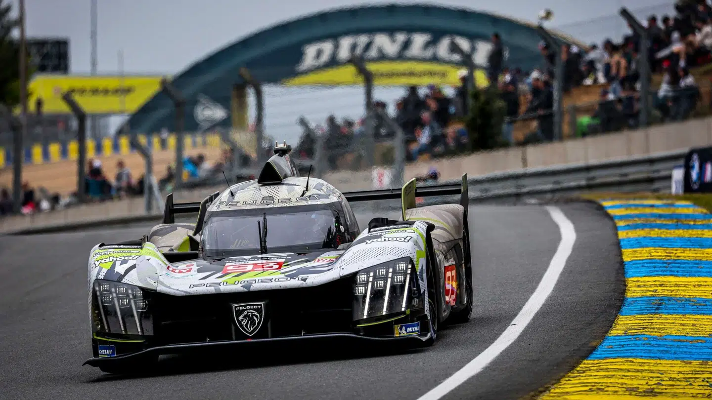 Det er denne bil, Malthe Jakobsen nu skal køre i WEC og på Le Mans.