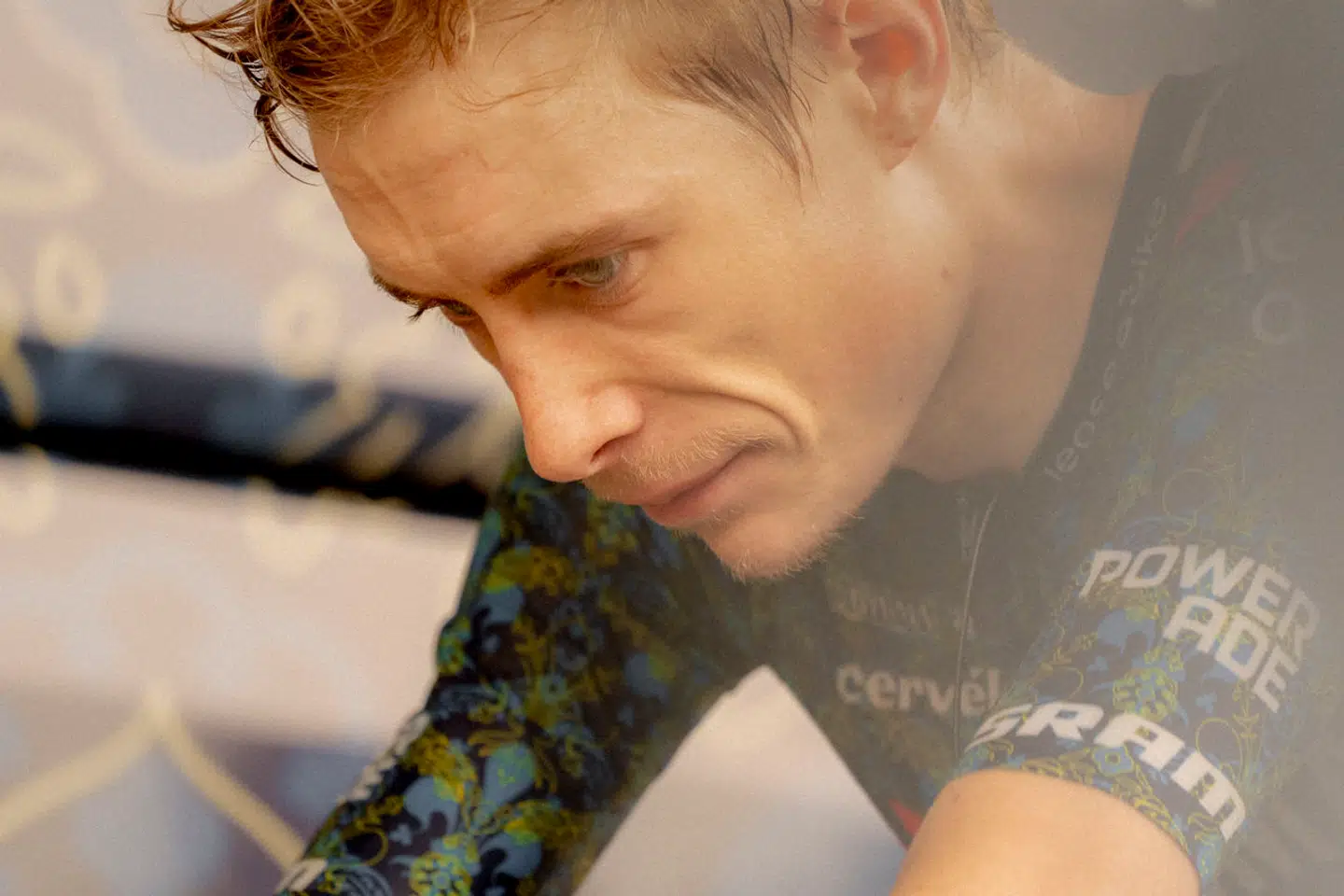 Selvom etapen ligger godt til Jonas Vingegaard, holder flere eksperter på, at Tadej Pogacar vinder.