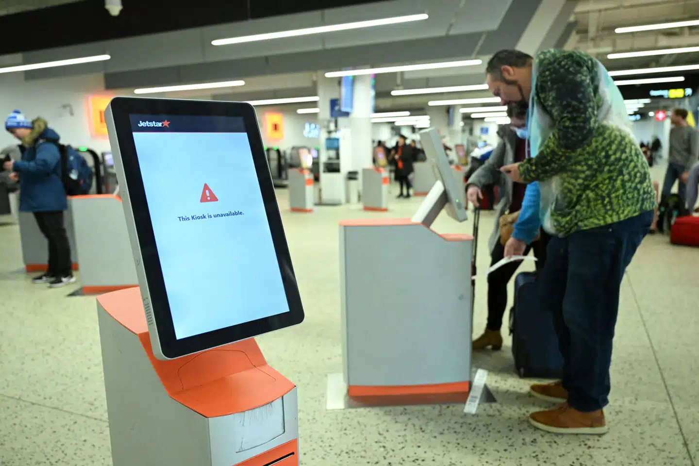 Computere i hele verden blev fredag ramt af massive IT-problemer. Det har blandt andet haft store konsekvenser for flytrafikken verden over. Følg udviklingen her.