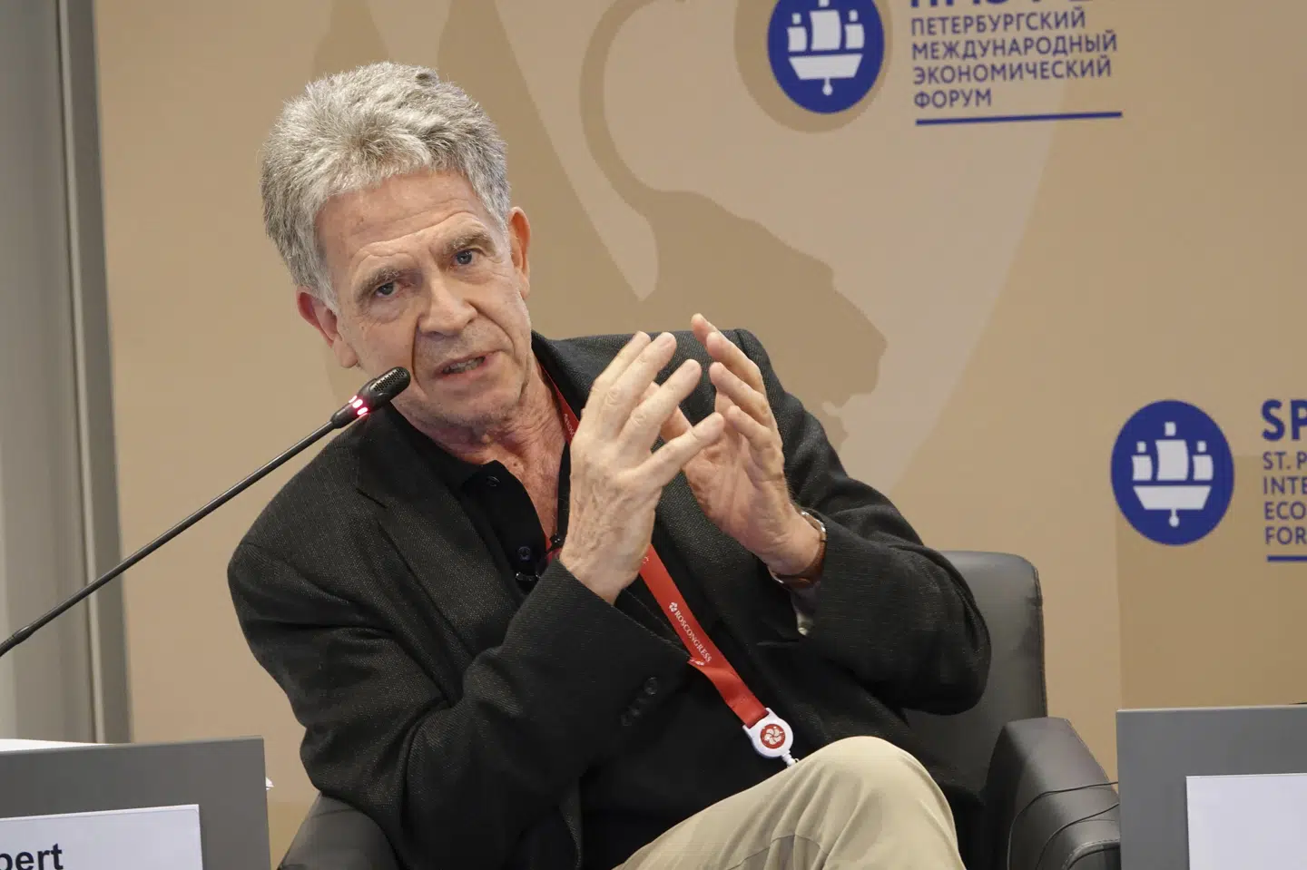 Den tyske journalistsammenslutning for undersøgende journalister Netzwerk Recherche har ekskluderet journalisten Hubert Seipel, der er kendt for biografiske bøger om den russiske præsident, Vladimir Putin. (Arkivfoto)