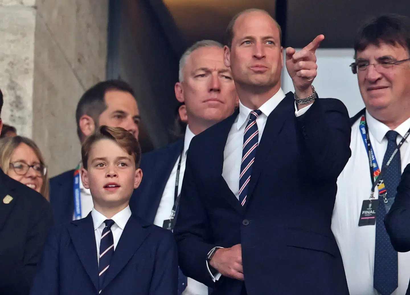 Prins George er kendt og elsket for sin udtryksfuldhed, som da han senest ikke kunne skjule sine skuffede grimasser, da han sammen med far prins William så England tabe EM-finalen i herrefodbold mod Spanien.