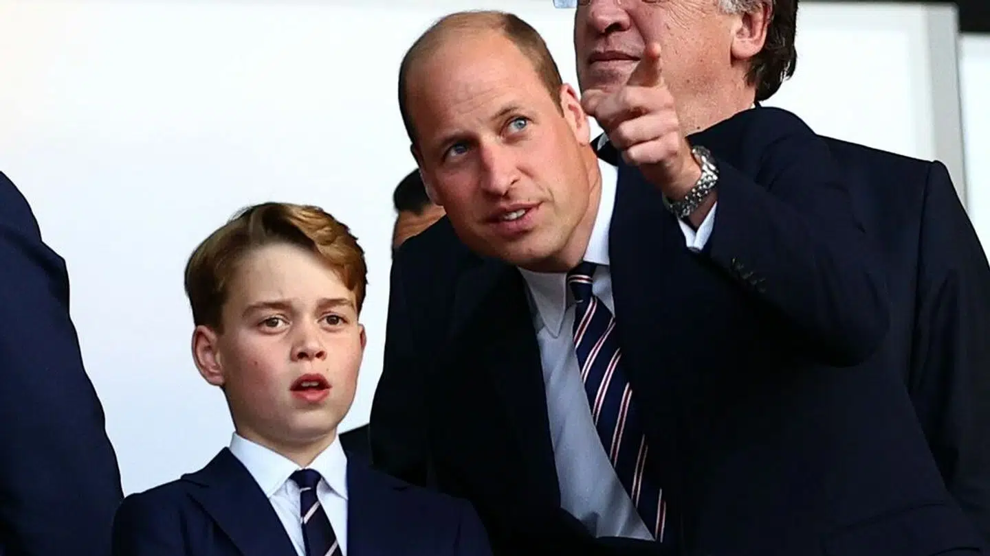 Til sin seneste offentlige optræden så prins George sammen med far prins William, da England tabte EM-finalen i herrefodbold mod Spanien i Berlin.