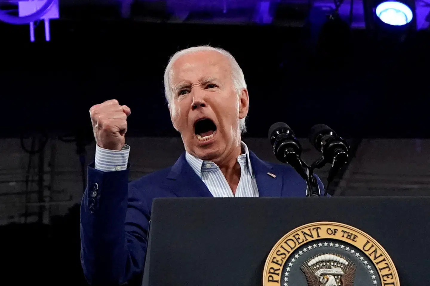 USAs præsident, Joe Biden, meddelte søndag, at han indstiller sin valgkampagne og støtter sin vicepræsident, Kamala Harris, som Demokraternes kandidat til efterårets valg.