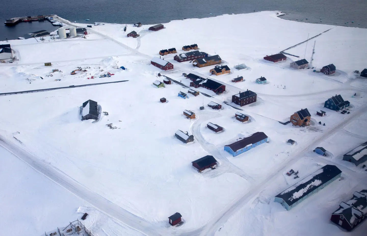 Ny-Ålesund på øen Spitsbergen. Arkivfoto: Jens Büttner, Scanpix