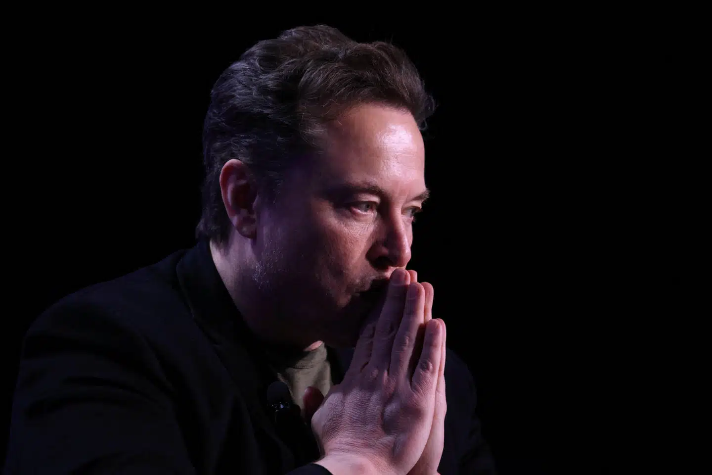 Mangemilliardæren Elon Musks selskab Tesla oplever lige nu et stort aktiedyk.