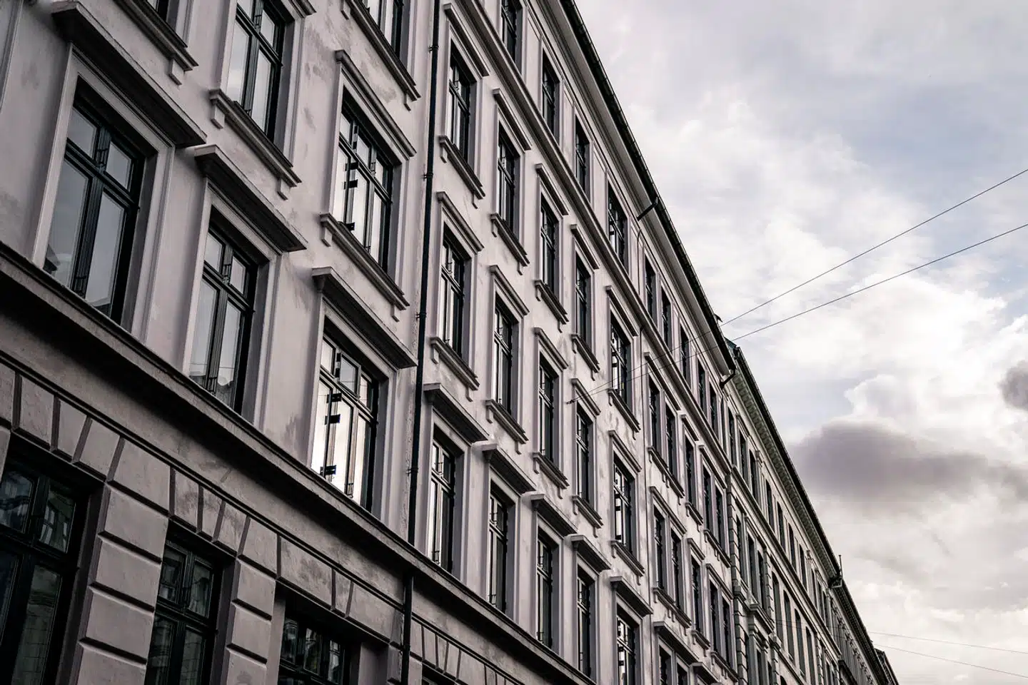 Må en bestyrelse udsende sin holdning til et indkommet forslag fra et medlem, der skal behandles på generalforsamlingen? spørger en læser.