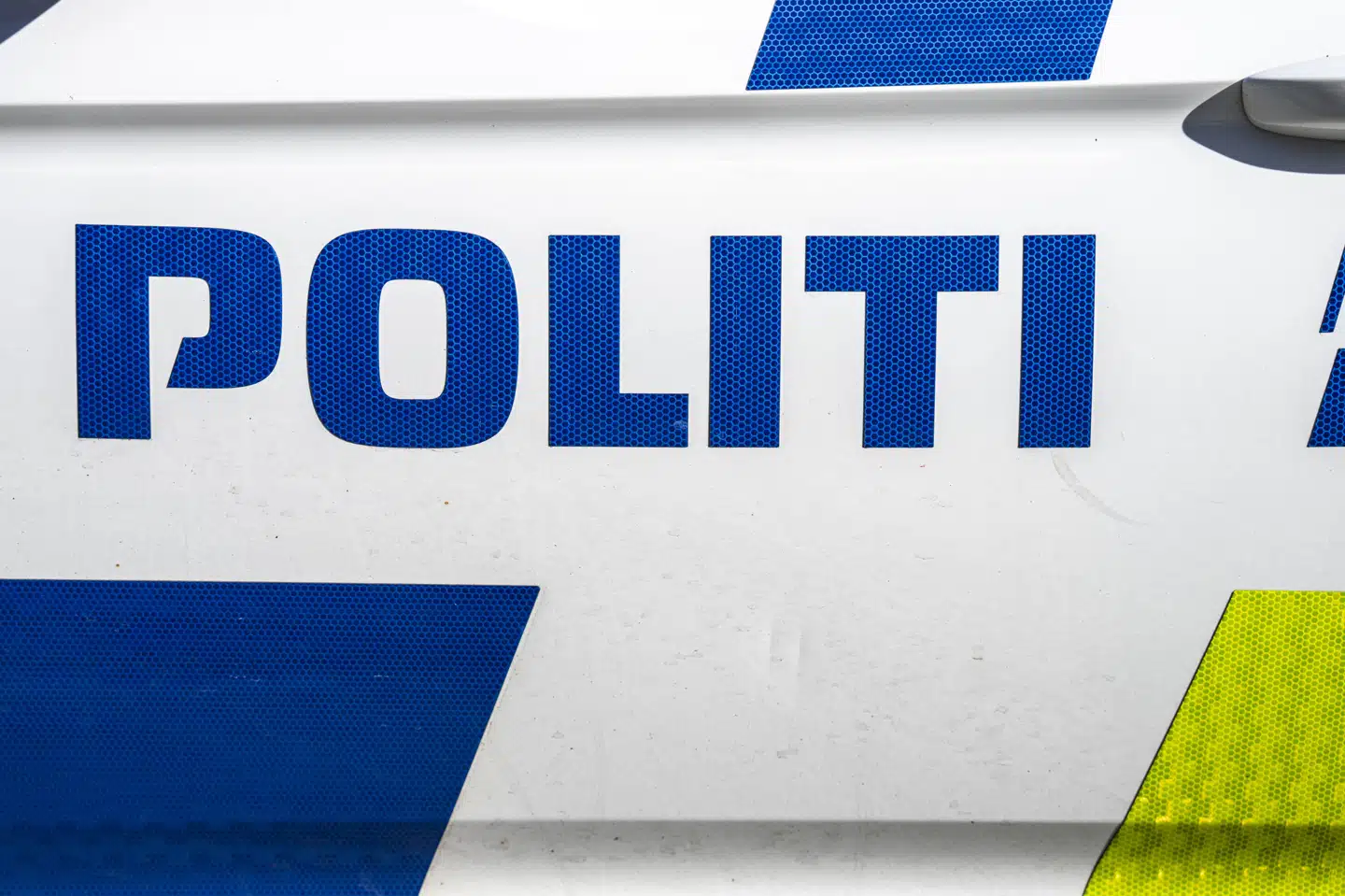 Flere køretøjer er involveret i en ulykke fredag eftermiddag. Ulykken har kostet to personer livet. (Arkivfoto).