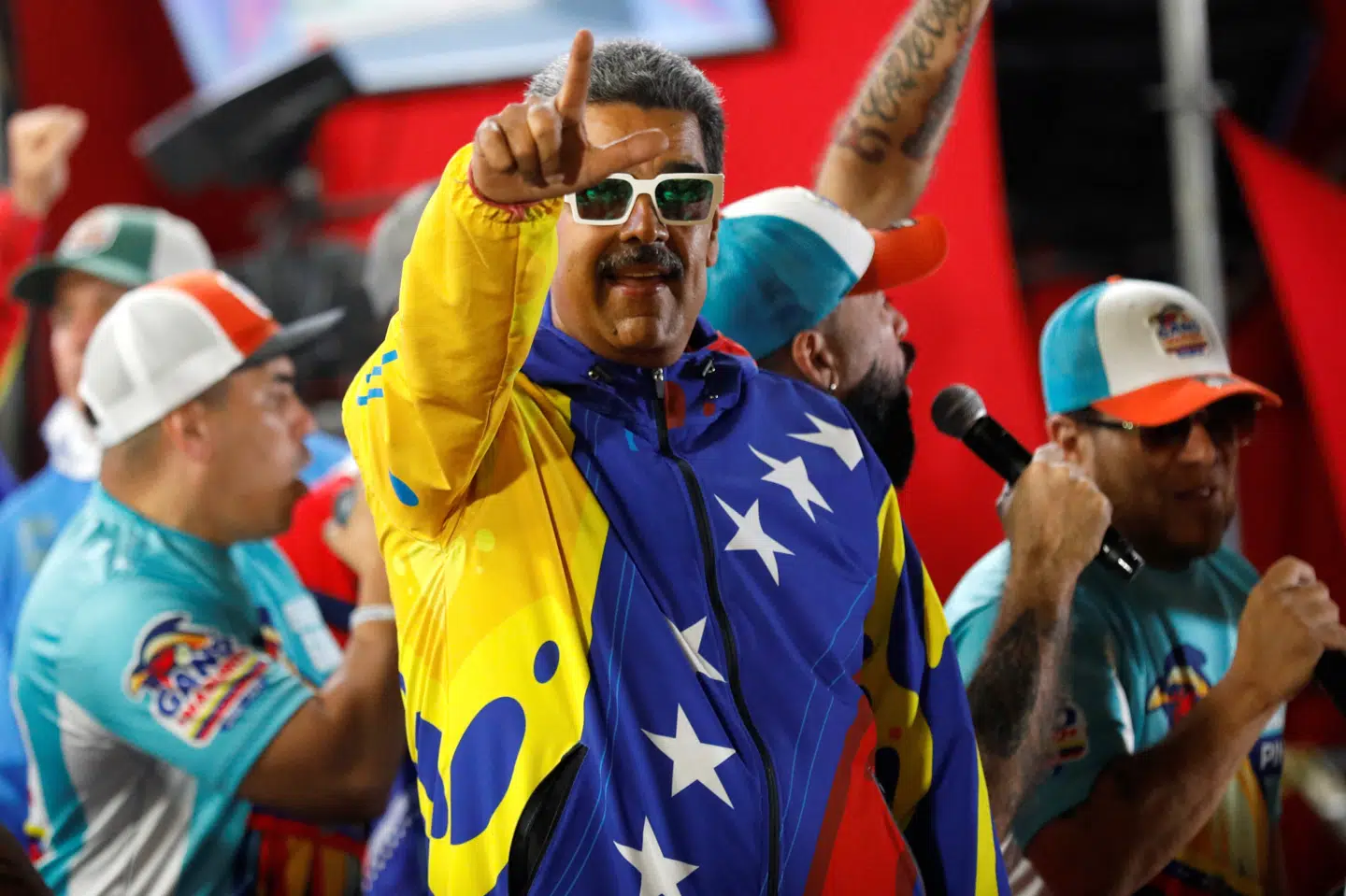 Venezuelas præsident, Nicolás Maduro, fejrede sin valgsejr natten til mandag. Men både Venezuelas opposition, en række nabolande og USA er yderst skeptiske over for de officielle resultater.