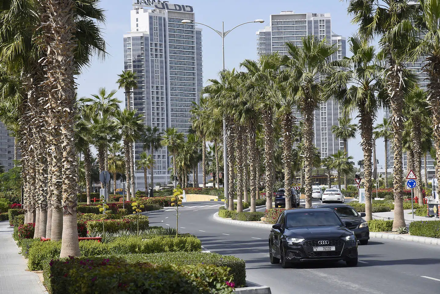 Flere og flere af Europas rigeste er begyndt at se fordelen i at flytte til et bestemt land for at bevare og udvikle deres formue.