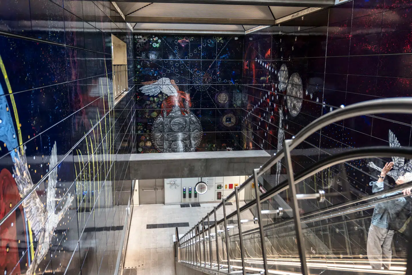 »Der er virkelig grund til at takke Metroselskabet og sponsorer for et fantastisk projekt,« skriver Per Skjødt. Her ses Mozarts Plads metrostation.