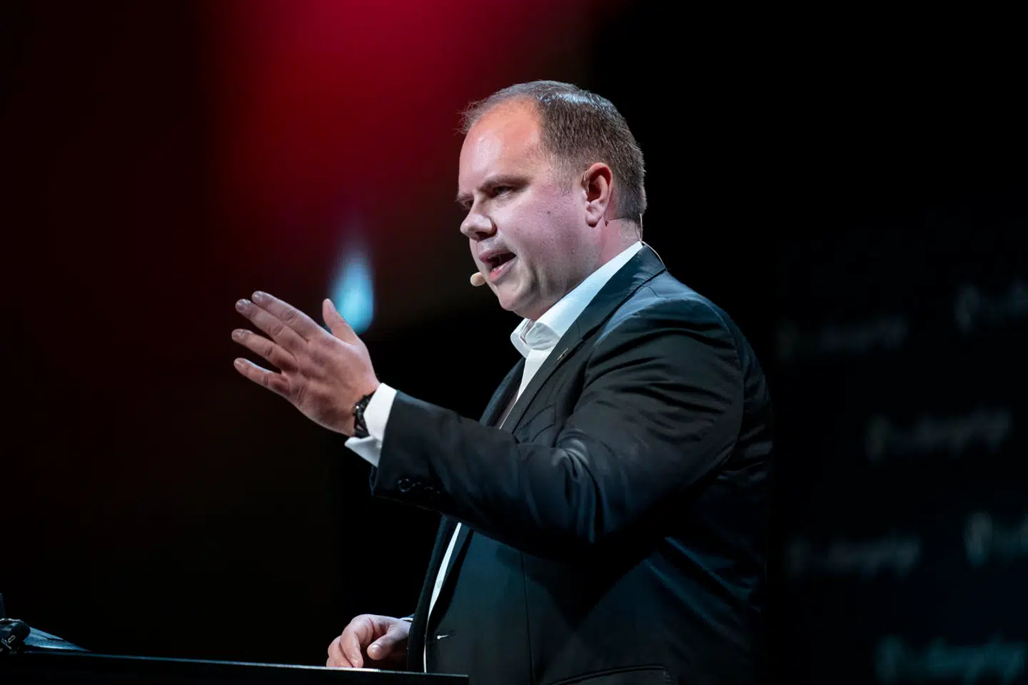 Martin Henriksen blev i april 2024 valgt som ny formand for Nye Borgerlige.