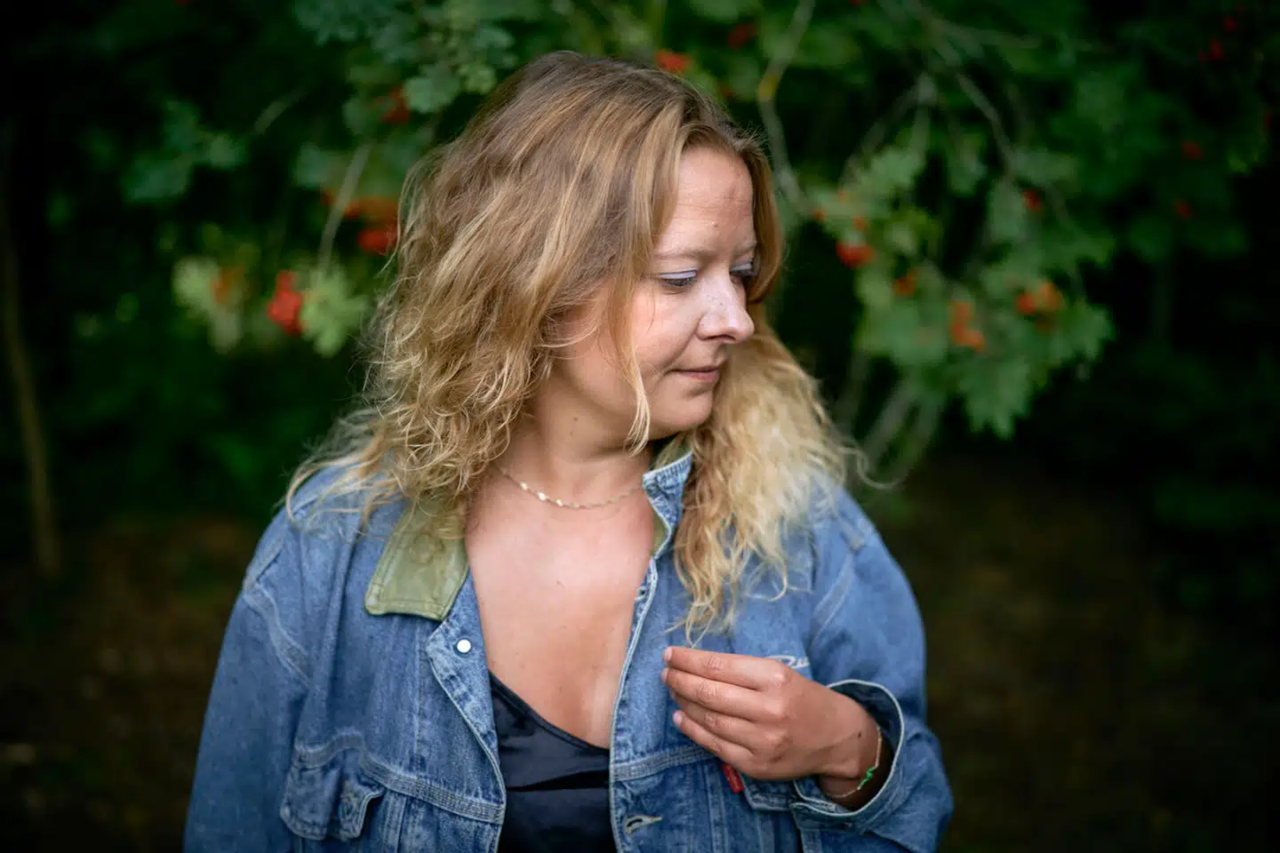Johanne Bille oplever, at mange mennesker har de samme tanker og følelser som hende. Men ingen tør indrømme det, da vores samfund er bygget til at »komme videre«.