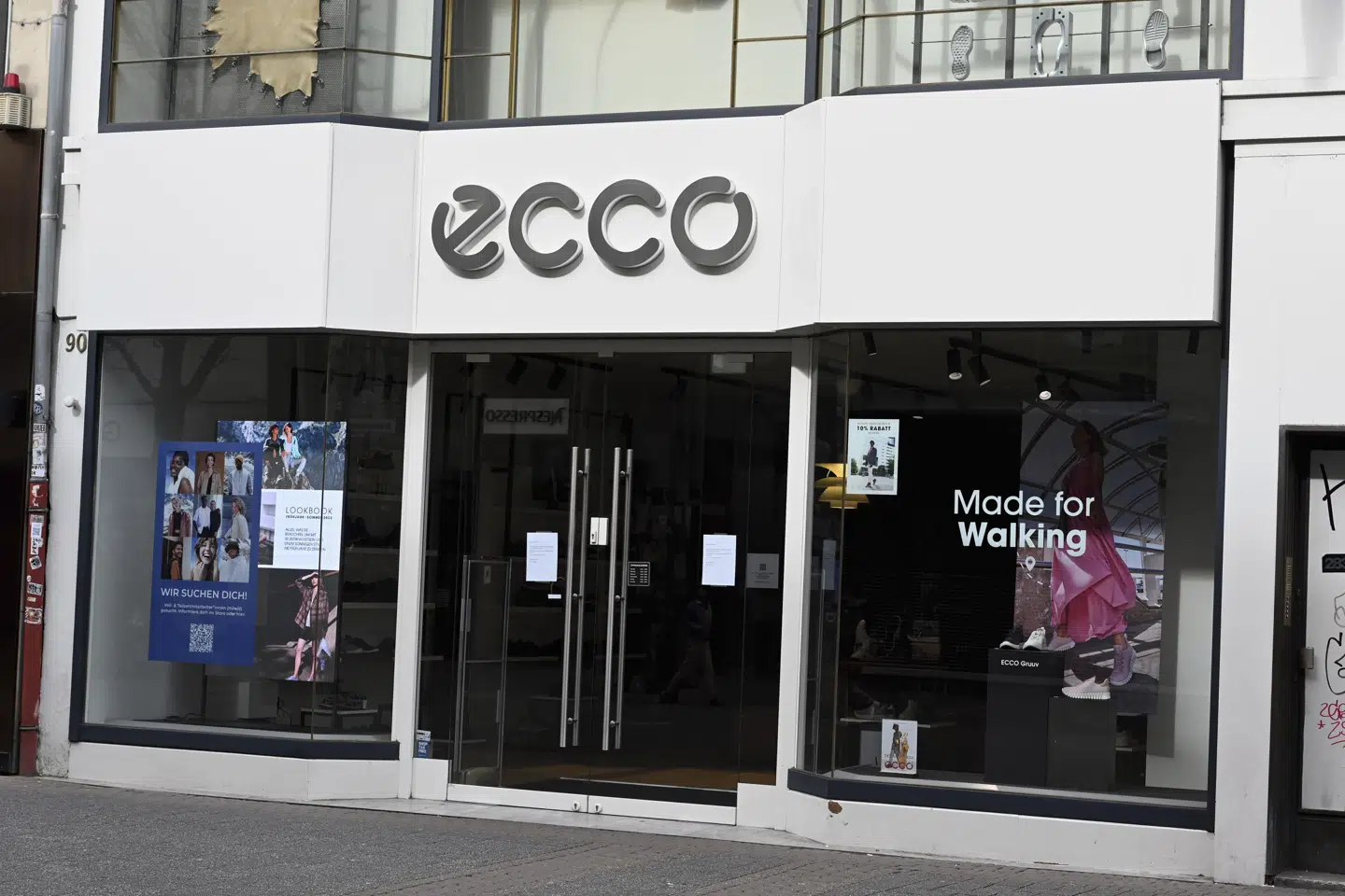 Ecco har fået tilladelse til fortsat at levere bestemte ydelser til datterselskaber i Rusland. Selskabet har besluttet ikke at stoppe aktiviteter i landet af hensyn til medarbejderne. (Arkivfoto).