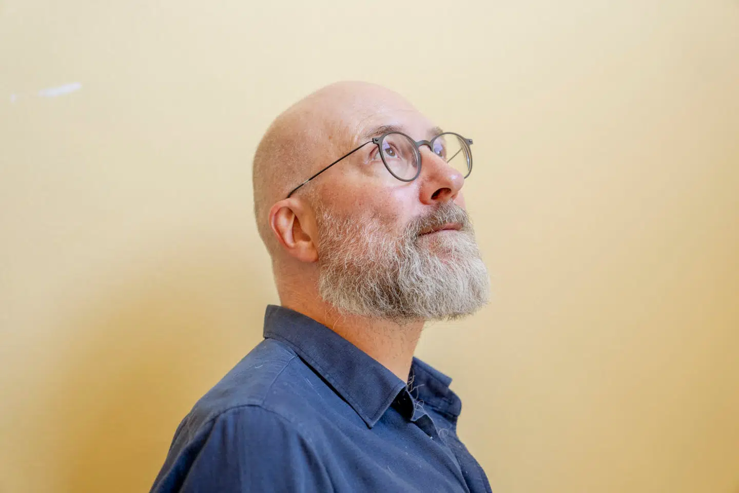 Torben Sangild skammer sig ikke over sine følelser. Han taler gerne og åbent om dem. Sådan har det ikke altid været.